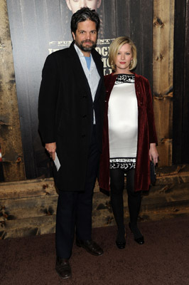 Gretchen Mol and Tod Williams at event of Tikras isbandymas (2010)