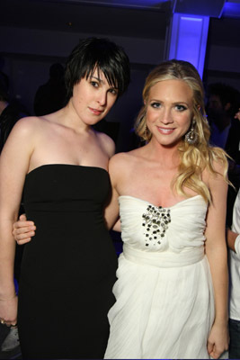 Brittany Snow and Rumer Willis at event of Prom Night (2008)