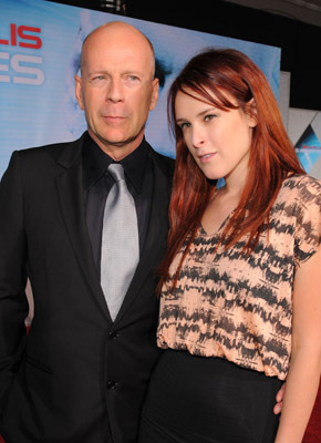 Bruce Willis and Rumer Willis at event of Svetimas kunas (2009)
