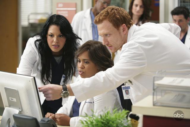 Still of Kevin McKidd, Sara Ramirez and Chandra Wilson in Grei anatomija (2005)