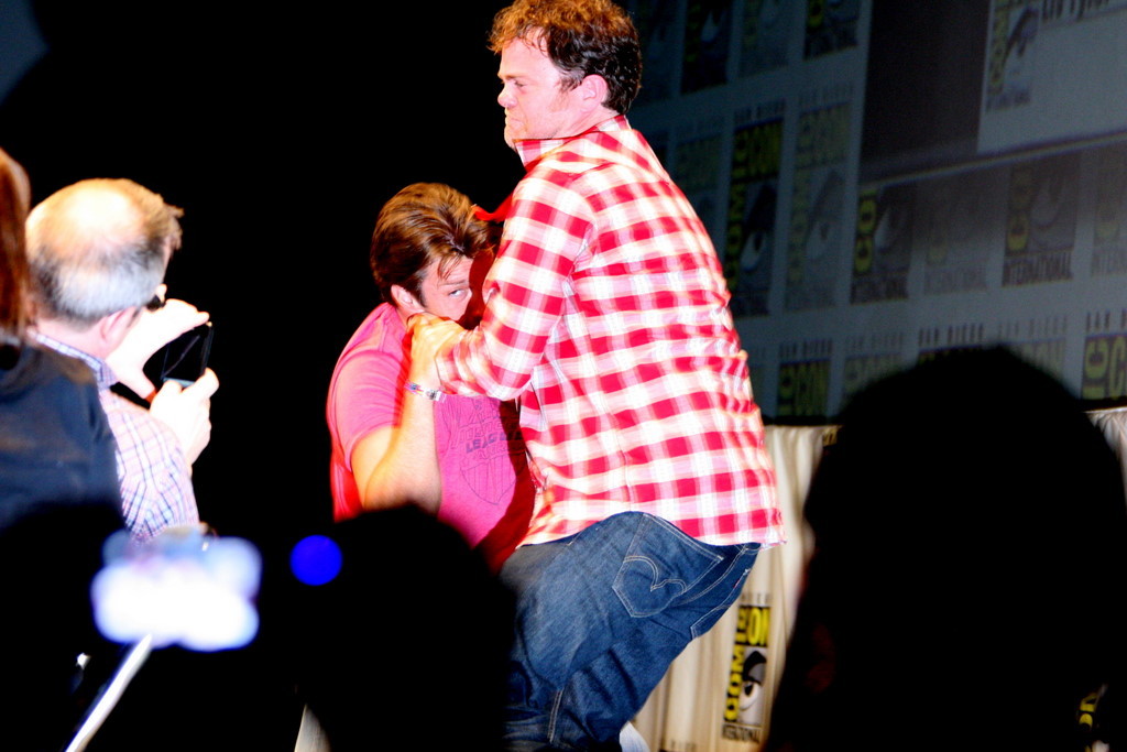 Rainn Wilson and Nathan Fillion answer the fan question, 