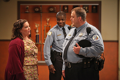 Still of Melissa McCarthy, Reno Wilson and Billy Gardell in Mike & Molly (2010)