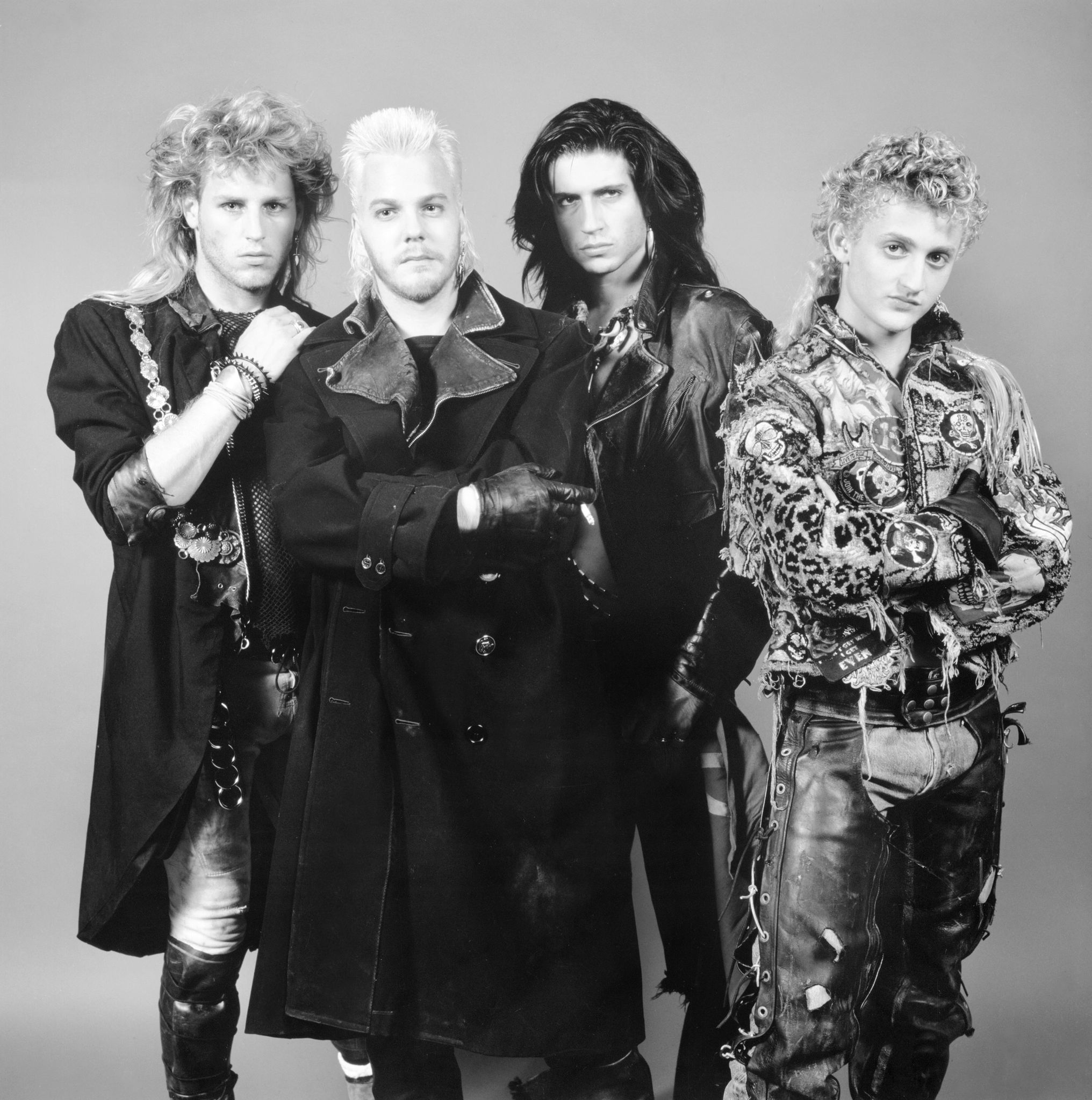 Kiefer Sutherland, Brooke McCarter, Alex Winter and Billy Wirth in The Lost Boys (1987)