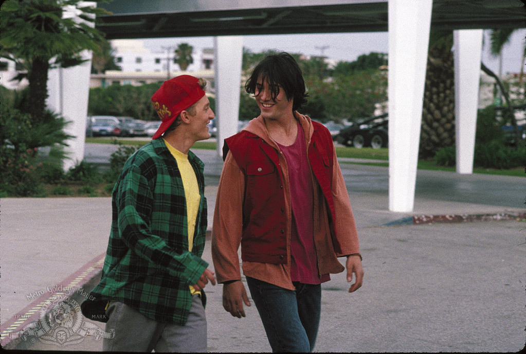 Still of Keanu Reeves and Alex Winter in Bill & Ted's Bogus Journey (1991)