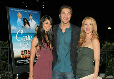 Poppy Montgomery, Roselyn Sanchez and Eric Winter at event of Cayo (2005)