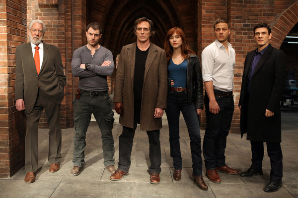 Still of Donald Sutherland, William Fichtner, Marc Lavoine, Gabriella Pession, Tom Wlaschiha and Tommy McConnel in Crossing Lines (2013)