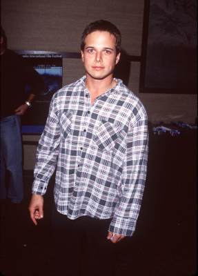 Scott Wolf at event of Late Last Night (1999)