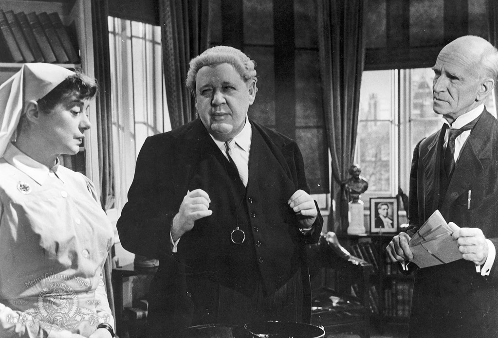 Still of Charles Laughton, Elsa Lanchester and Ian Wolfe in Witness for the Prosecution (1957)