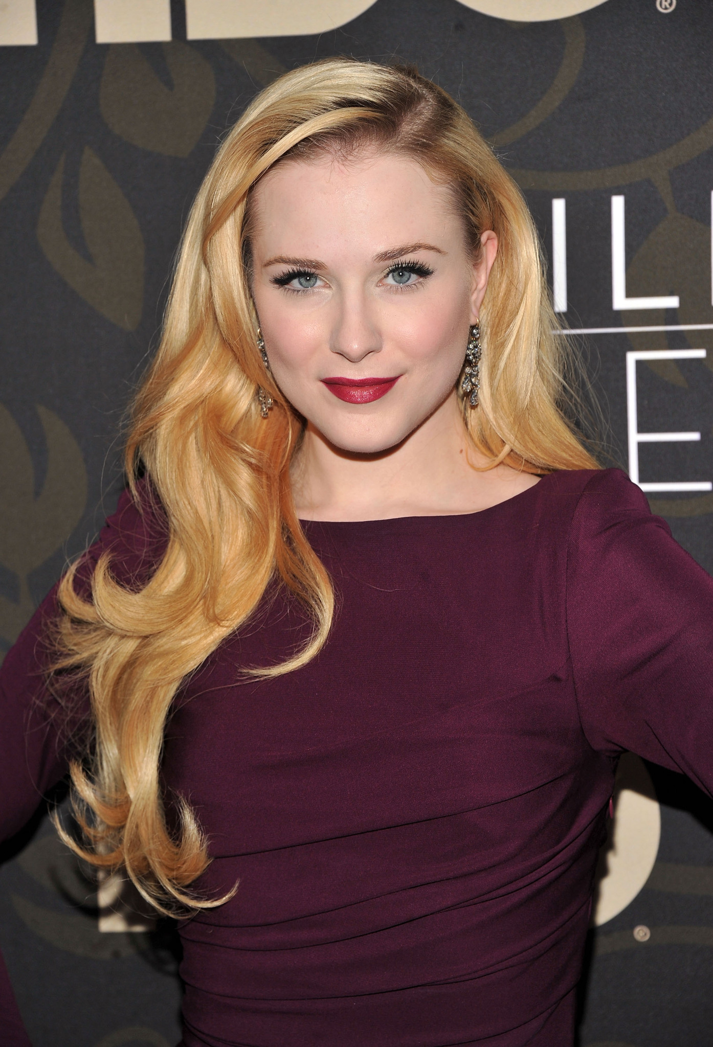 Evan Rachel Wood at event of Mildred Pierce (2011)