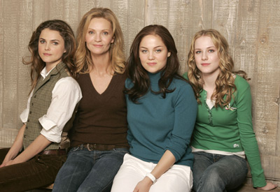 Joan Allen, Keri Russell, Erika Christensen and Evan Rachel Wood at event of The Upside of Anger (2005)