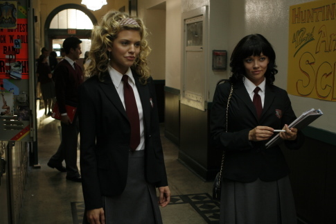 Still of Shannon Woodward and AnnaLynne McCord in The Haunting of Molly Hartley (2008)