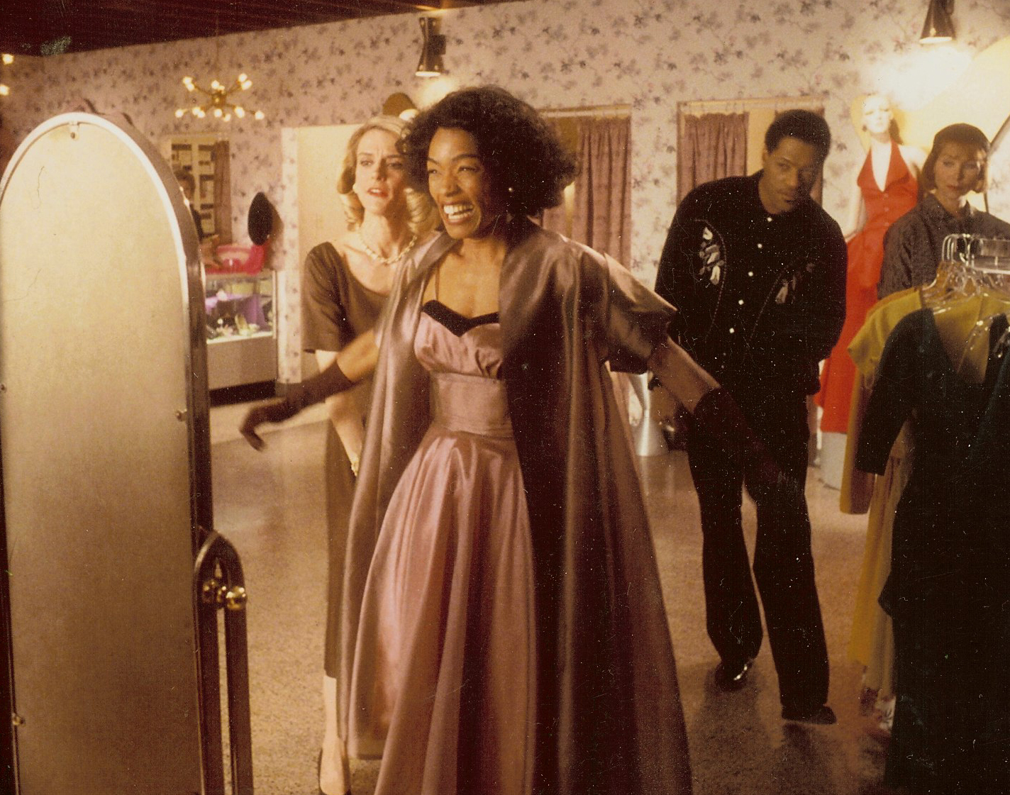 What's Love Got To Do With It? Jackie O'Brien , Angela Bassett & Laurence Fishburne