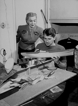 Ronald Reagan at home with first wife Jane Wyman C. 1942