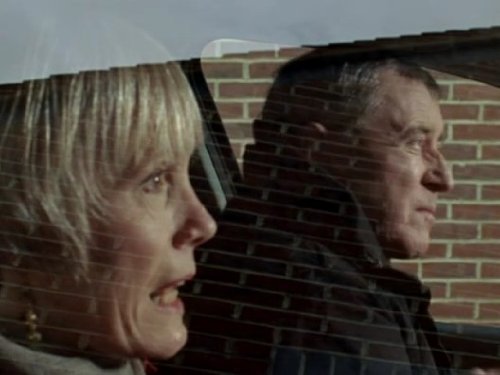 Still of John Nettles and Jane Wymark in Midsomerio zmogzudystes (1997)