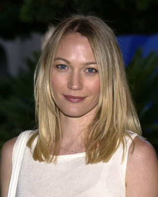 Sarah Wynter