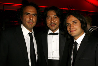 Gael García Bernal, Alejandro González Iñárritu and Kôji Yakusho at event of Babelis (2006)