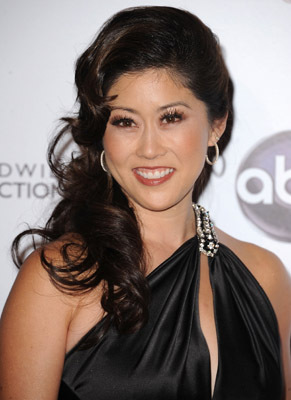 Kristi Yamaguchi at event of Dancing with the Stars (2005)