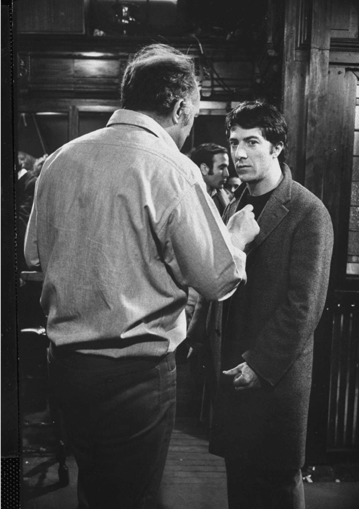 Still of Dustin Hoffman and Peter Yates in John and Mary (1969)