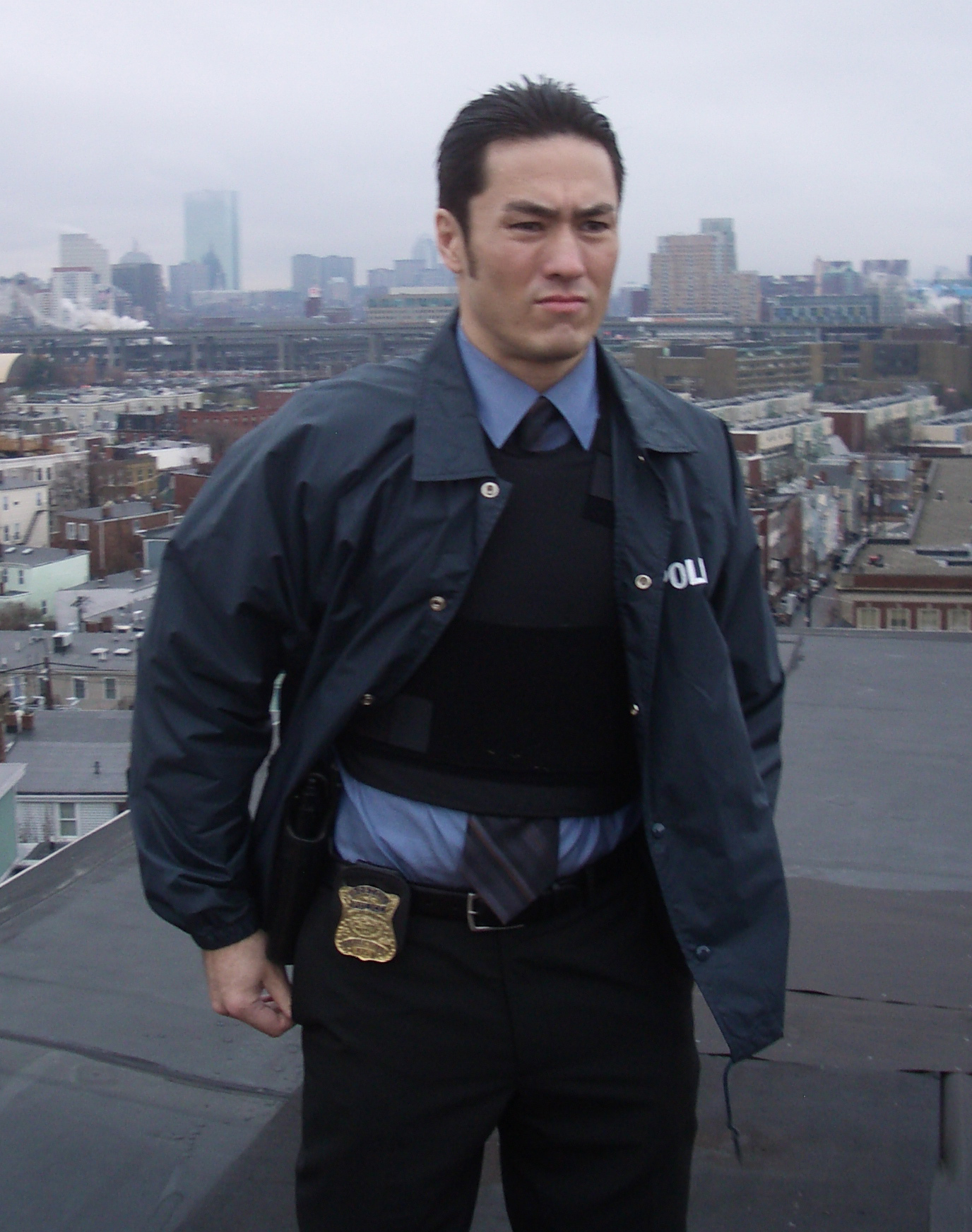 Jason Yee as Detective Leo Choy in the TNT pilot 'Bunker Hill'. Warner/Horizon 2009