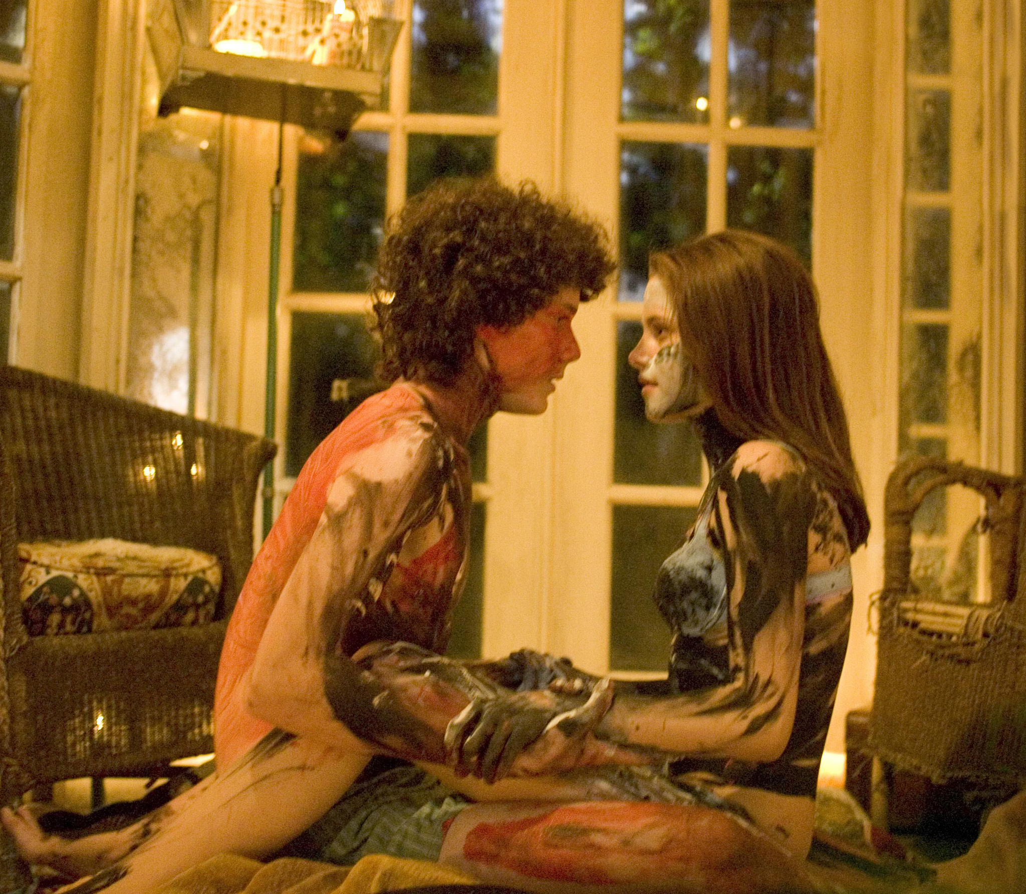 Still of Kristen Stewart and Anton Yelchin in Fierce People (2005)