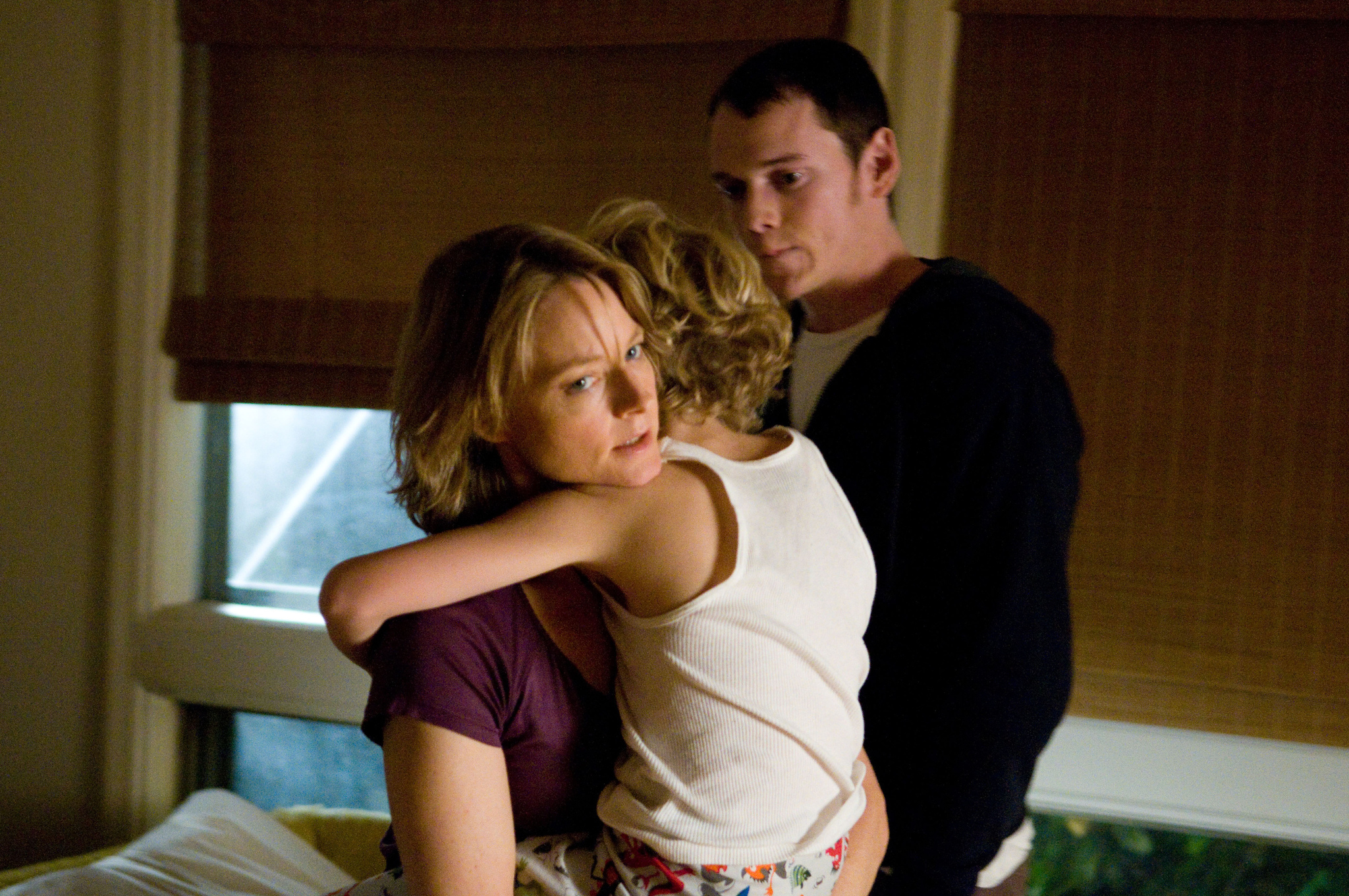 Still of Jodie Foster, Anton Yelchin and Riley Thomas Stewart in The Beaver (2011)