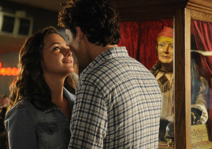 Still of Anton Yelchin and Addison Timlin in Odd Thomas (2013)