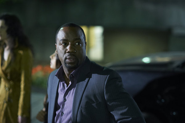 Still of Malik Yoba in Alphas (2011)