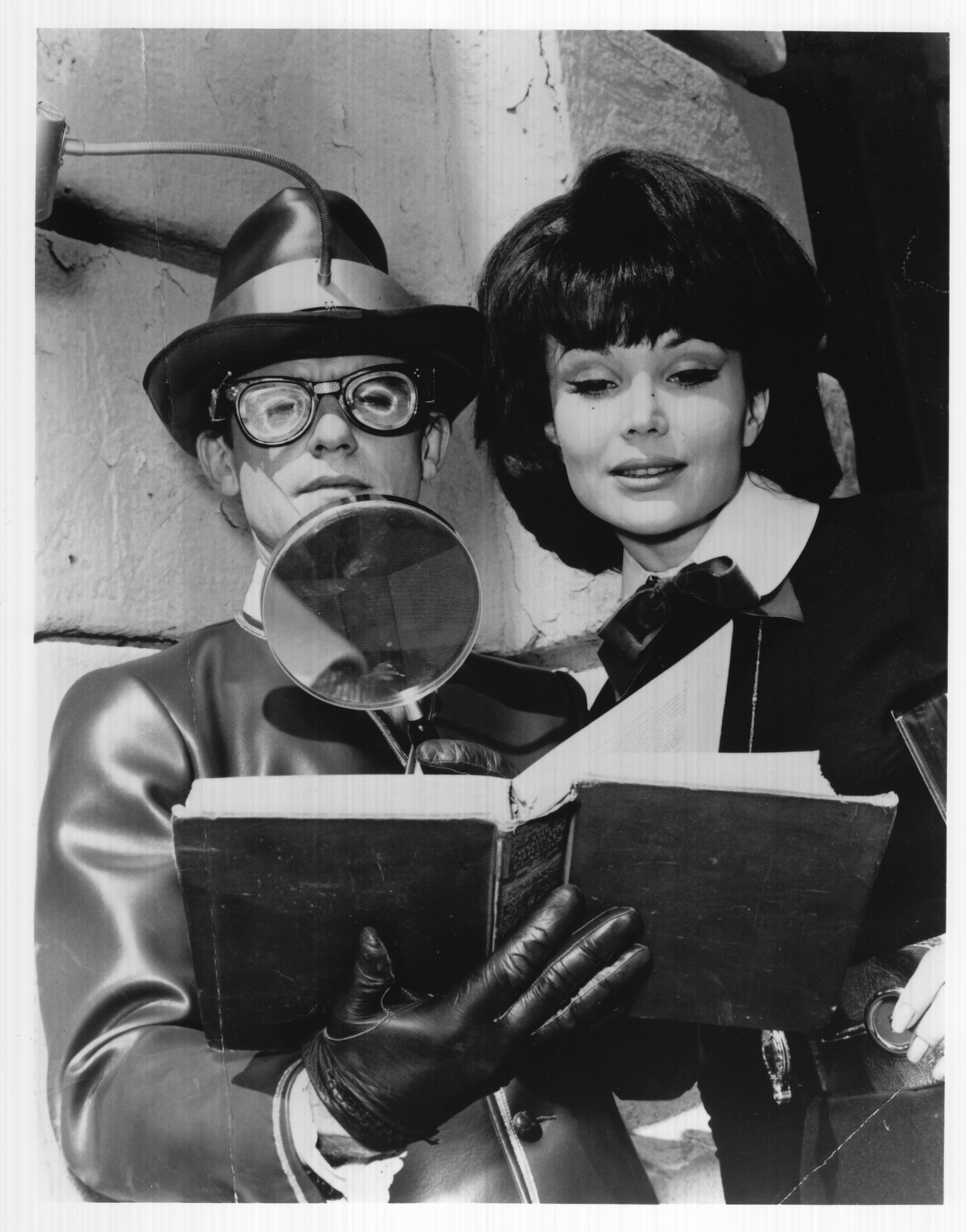 Francine York as Lydia Limpet with Roddy McDowell as Bookworm in 60s Batman.
