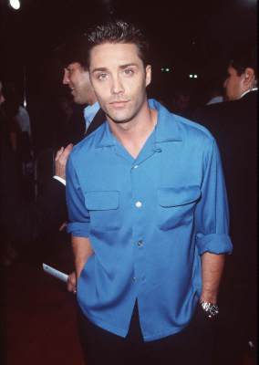 Vincent Young at event of Without Limits (1998)