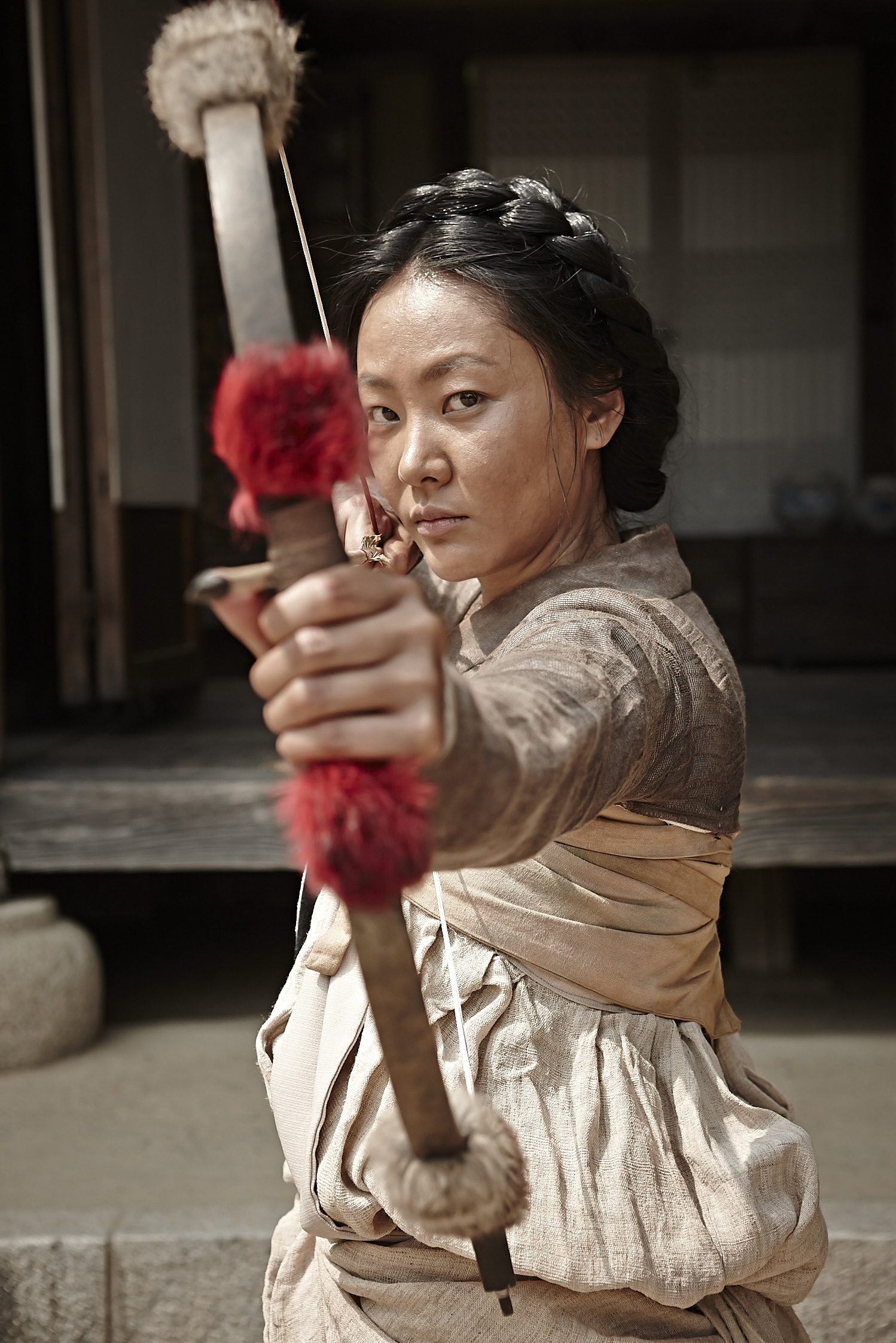 Still of Ji-hye Yun in Kundo: Min-ran-eui si-dae (2014)