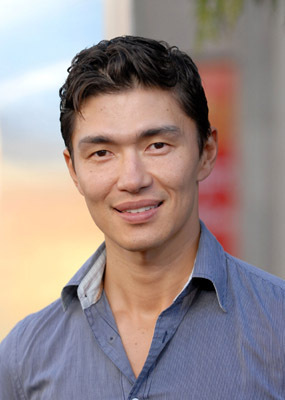 Rick Yune at event of Legend of the Guardians: The Owls of Ga'Hoole (2010)