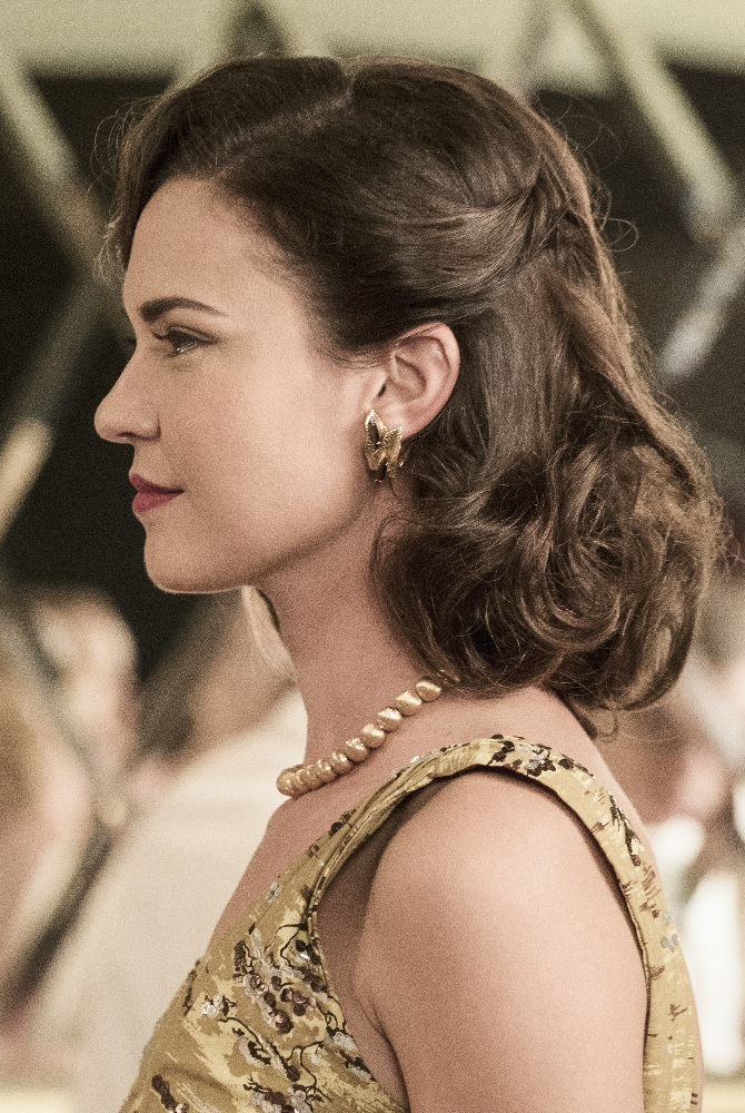 Still of Odette Annable in The Astronaut Wives Club (2015)