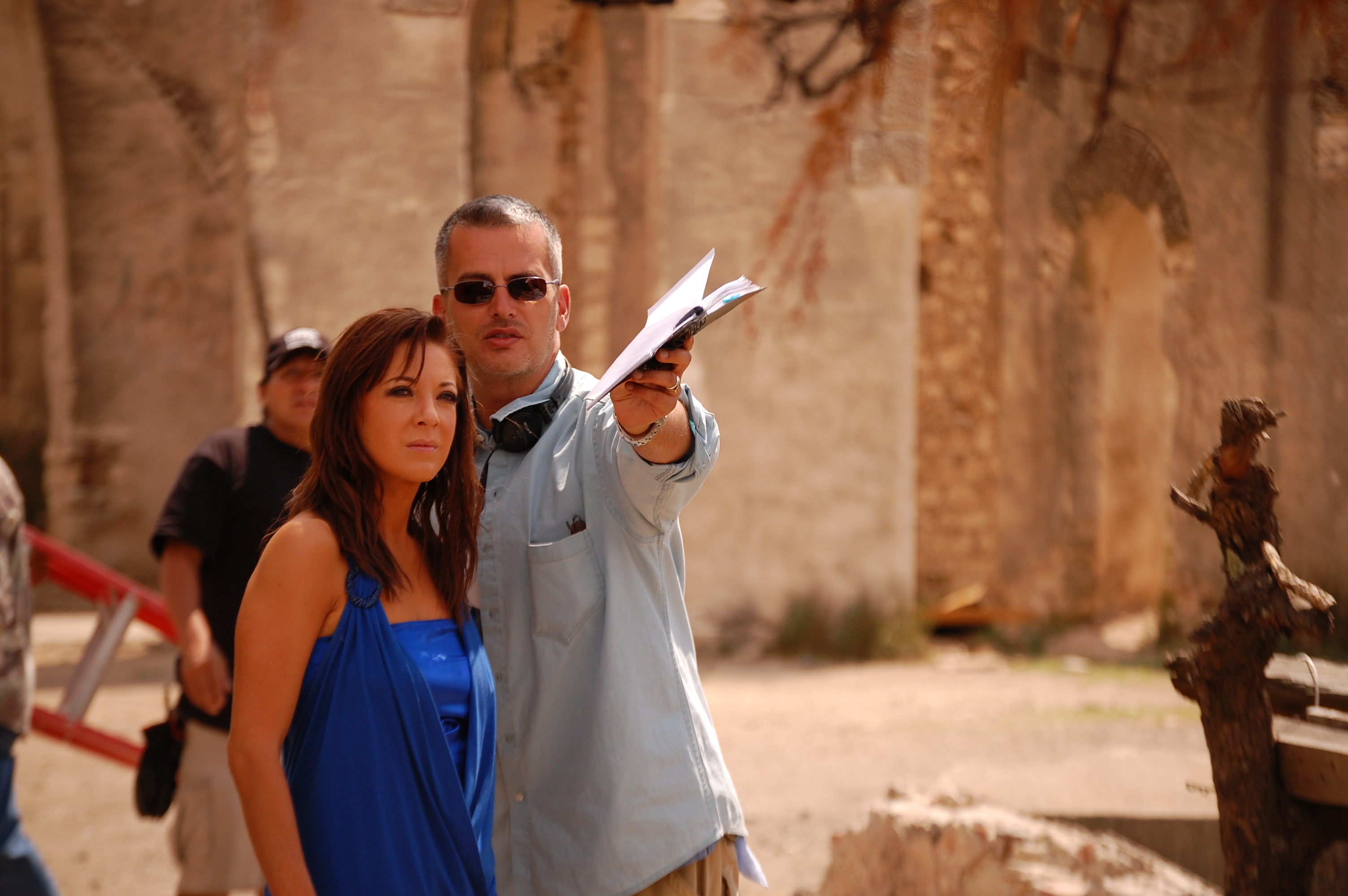 Actress Edith Gonzalez and Director Antonio Zavala Kugler on location - 'DESEO'
