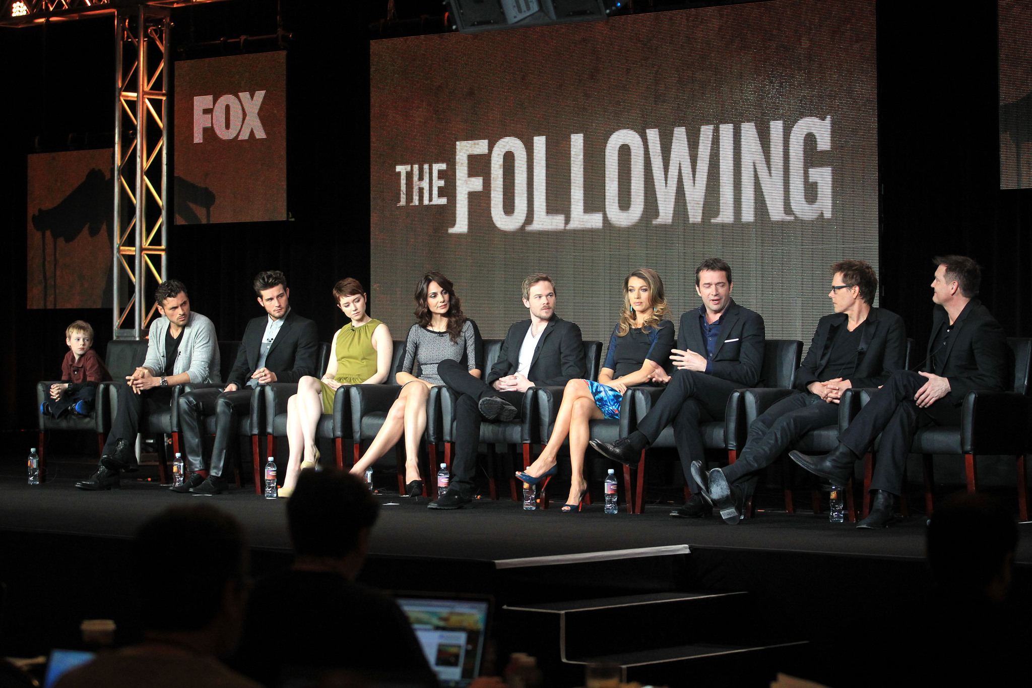 Kevin Bacon, Shawn Ashmore, Annie Parisse, James Purefoy, Natalie Zea, Valorie Curry, Nico Tortorella, Kyle Catlett and Adan Canto at event of The Following (2013)