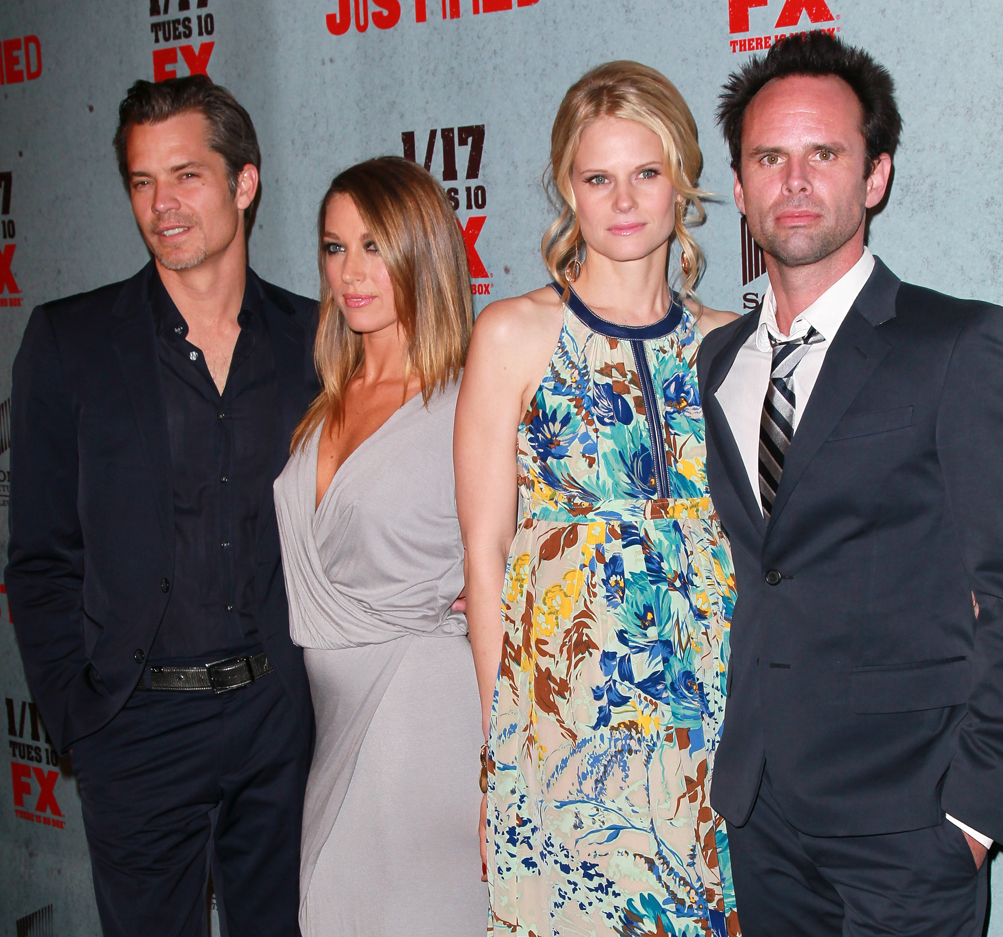 Joelle Carter, Walton Goggins, Timothy Olyphant and Natalie Zea at event of Justified (2010)