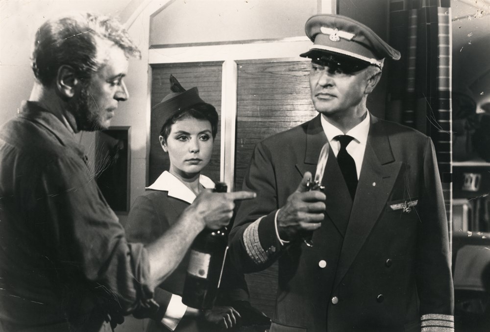 Still of O.W. Fischer, Peter van Eyck and Sonja Ziemann in Abschied von den Wolken (1959)