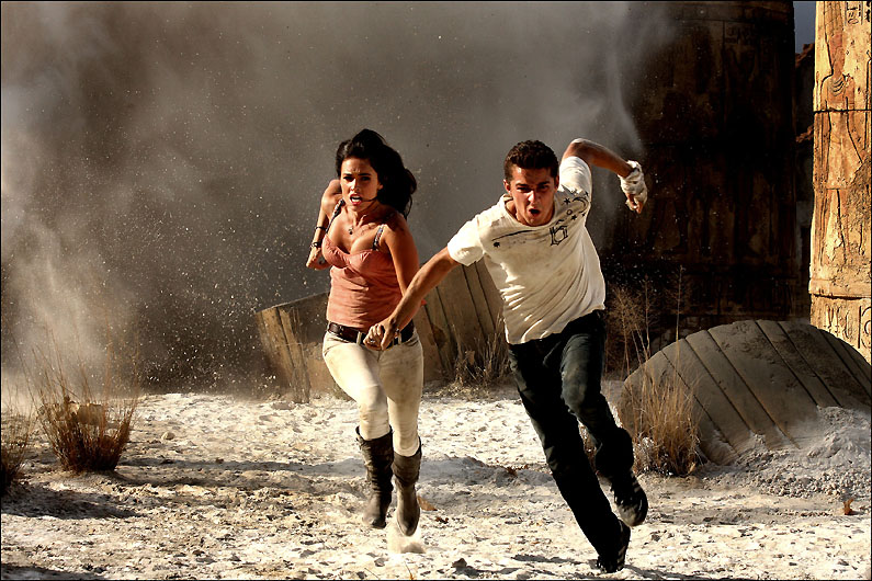 Megan Fox and Shia LaBeouf in Transformers: Revenge of the Fallen