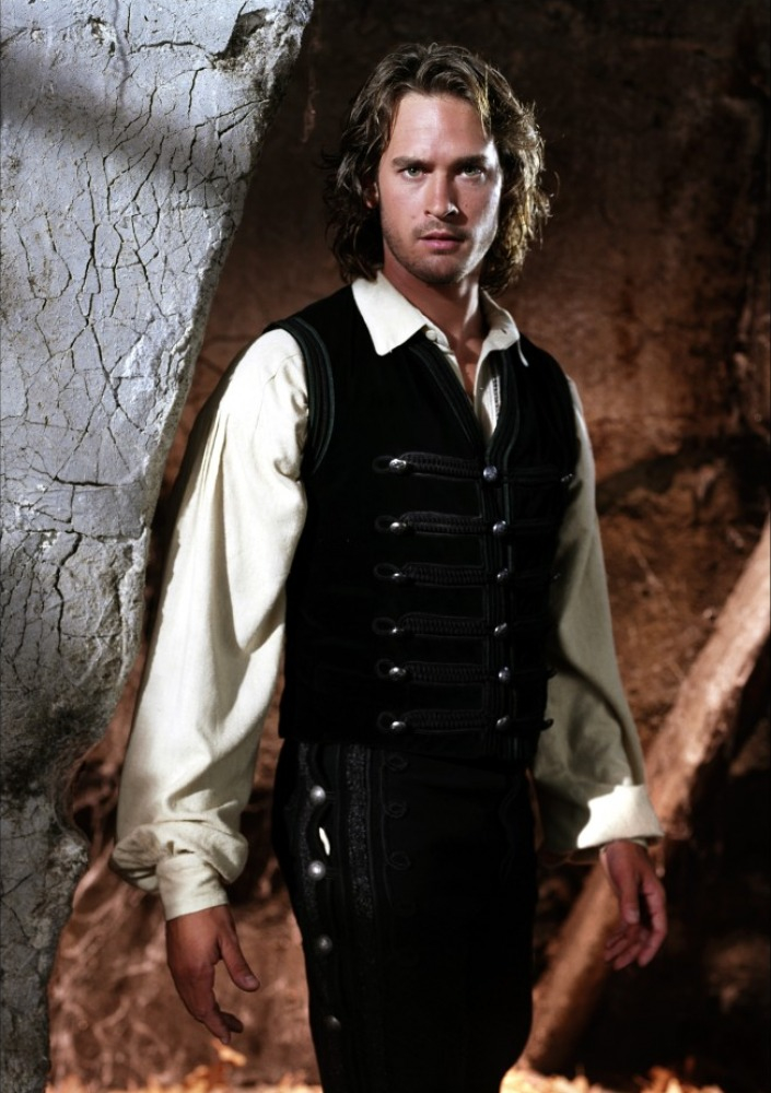 Will Kemp as Velkan AKA The Wolf Man in Universal Pictures 