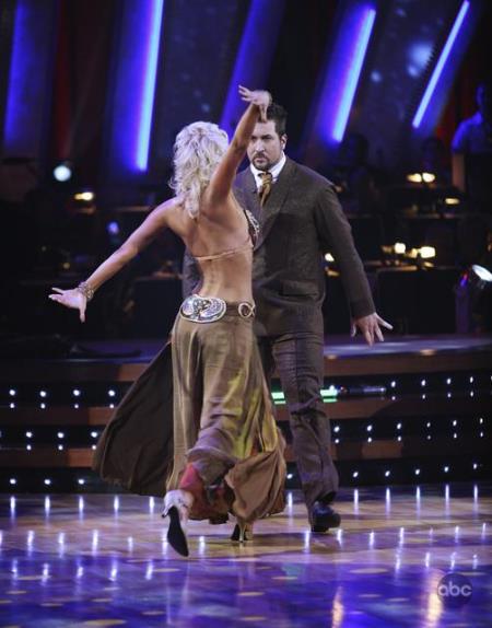 Still of Joey Fatone in Dancing with the Stars (2005)