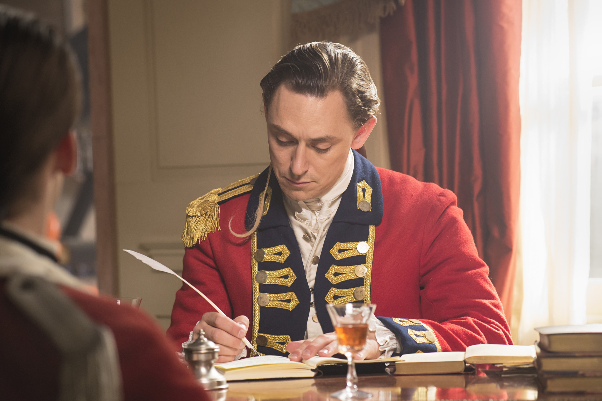 Still of JJ Feild and John Andre in TURN (2014)