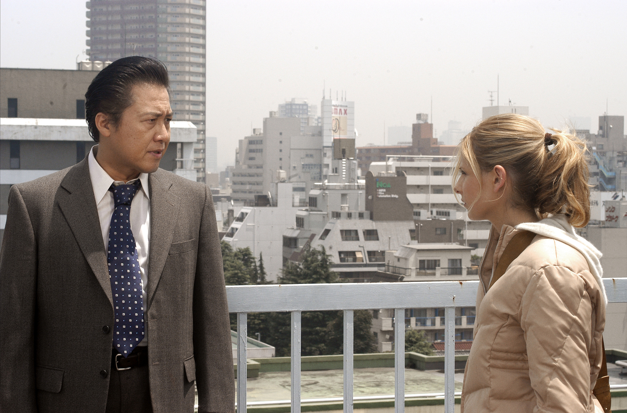 Still of Sarah Michelle Gellar and Ryo Ishibashi in Pagieza (2004)