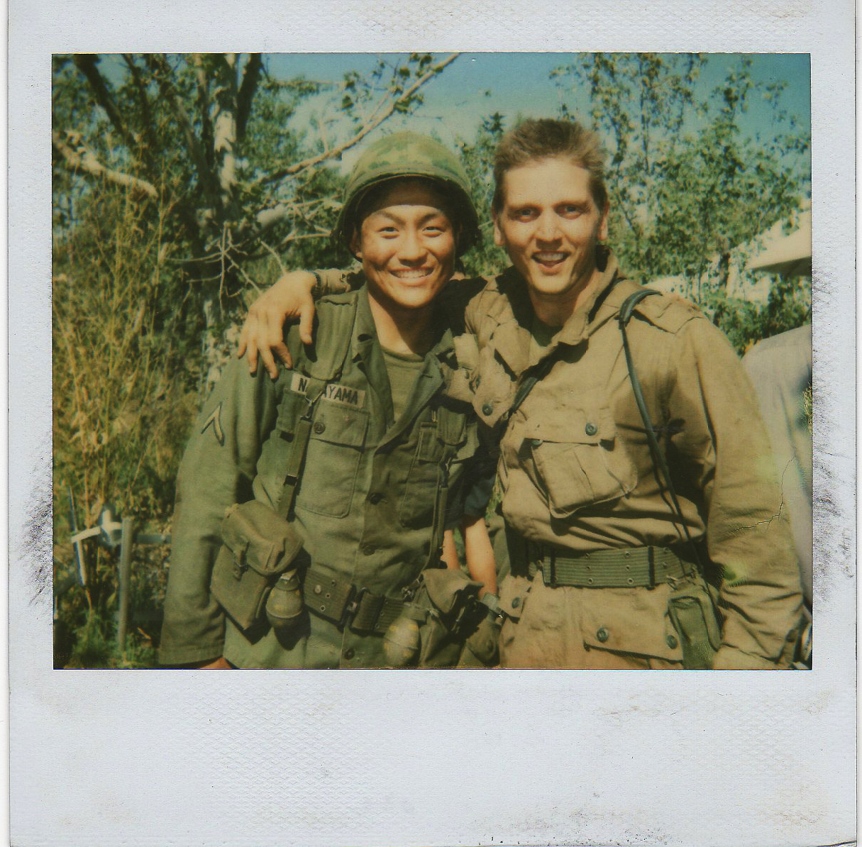 Brian Tee and Barry Pepper on the set of We Were Soldiers
