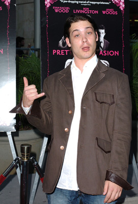 Mike Erwin at event of Pretty Persuasion (2005)