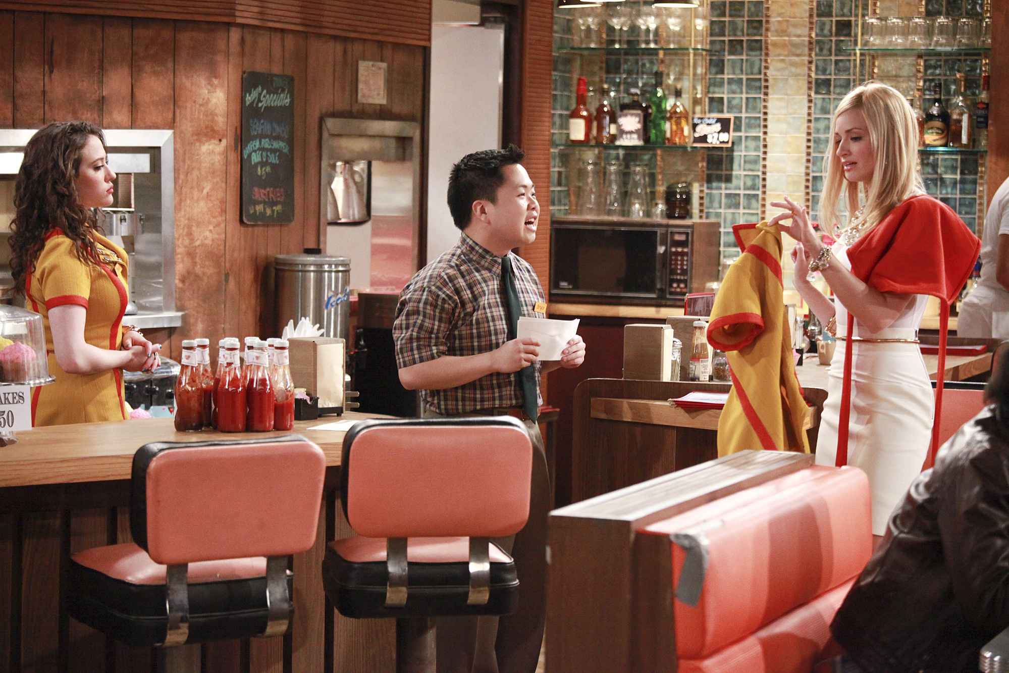 Still of Kat Dennings, Matthew Moy and Beth Behrs in 2 Broke Girls (2011)