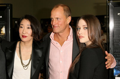 Woody Harrelson, Sandra Oh and Kat Dennings at event of Defendor (2009)