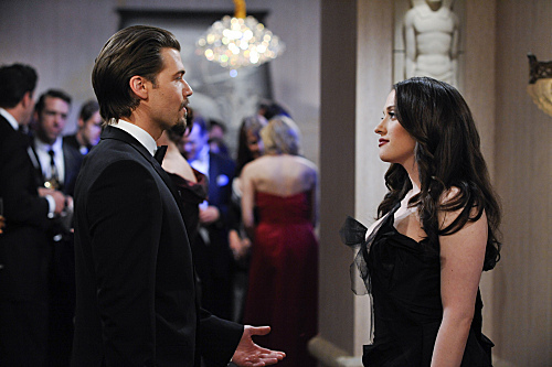 Still of Kat Dennings and Nick Zano in 2 Broke Girls (2011)