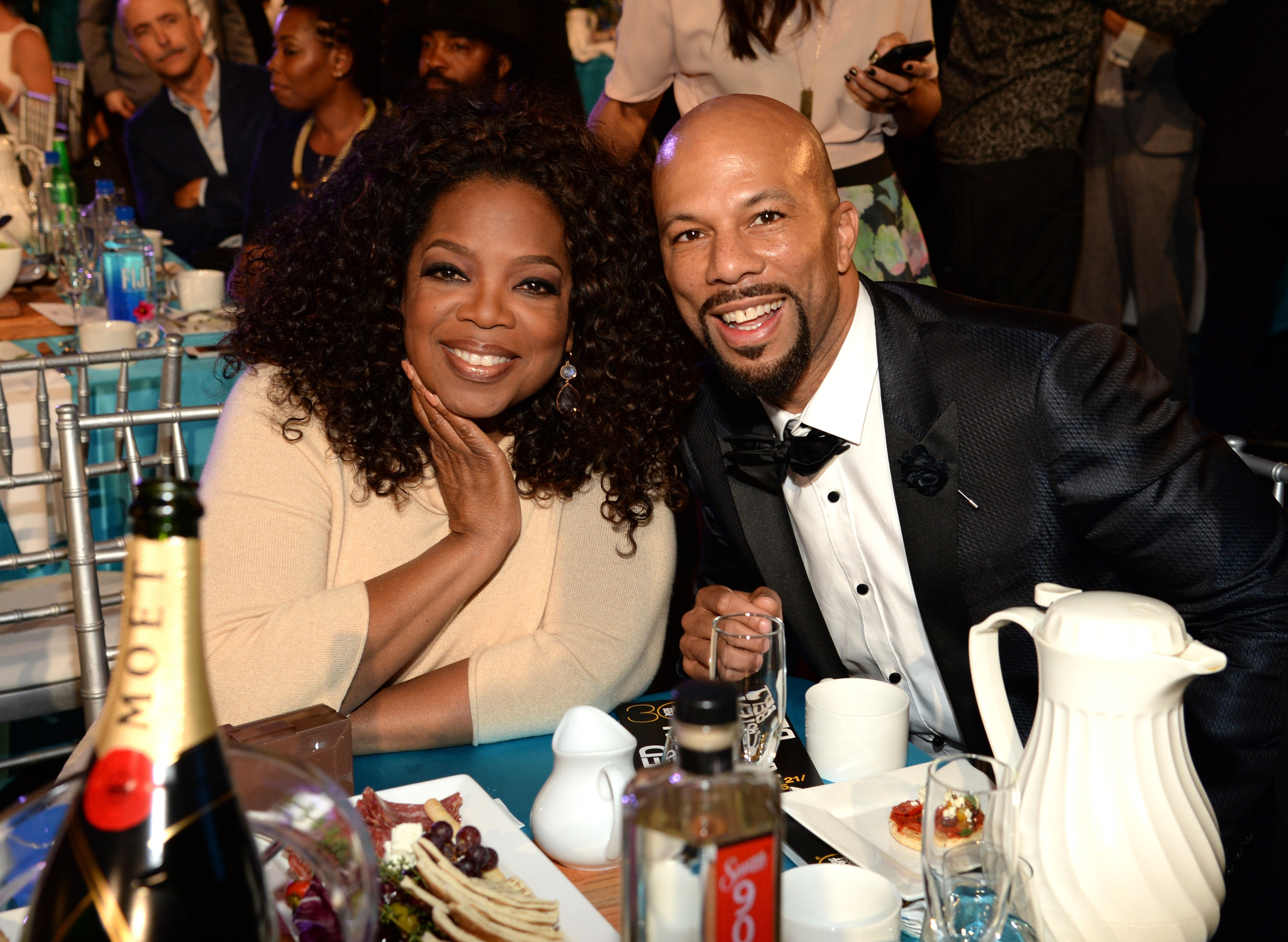 Oprah Winfrey and Common at event of 30th Annual Film Independent Spirit Awards (2015)