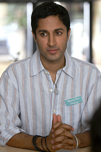 Still of Maulik Pancholy in Weeds (2005)