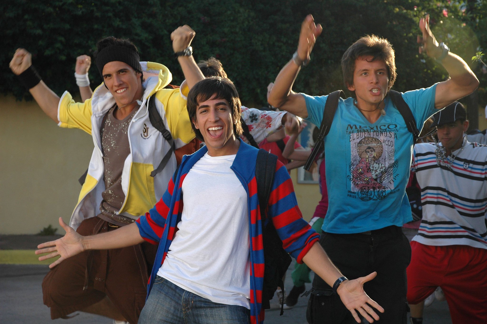 HIGH SCHOOL MUSICAL MEXICO: EL DESAFIO. WALT DISNEY PICTURES 2008. SHOOTING El Verano Terminó (MAIN THEME) ARGENTINA. CHARACTER: JUAN CARLOS MENDOZA. (MEXICAN'S CHAD) WITH CRISTOBAL ORELLANA AND CESAR VIRAMONTES.