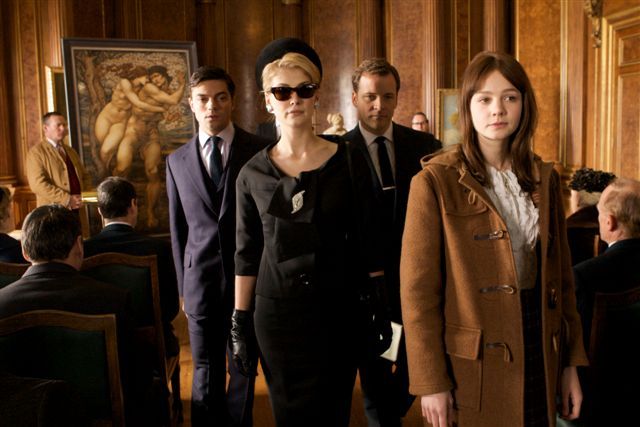 Still of Rosamund Pike, Peter Sarsgaard, Dominic Cooper and Carey Mulligan in An Education (2009)